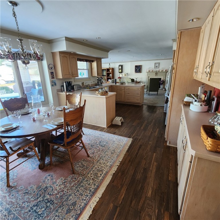 Neshannock Twp, Pennsylvania 16105, United States, 3 Bedrooms Bedrooms, ,2 BathroomsBathrooms,Residential,Contingent,12456