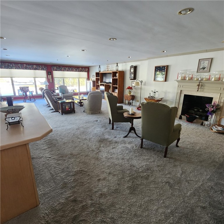 Neshannock Twp, Pennsylvania 16105, United States, 3 Bedrooms Bedrooms, ,2 BathroomsBathrooms,Residential,Contingent,12456