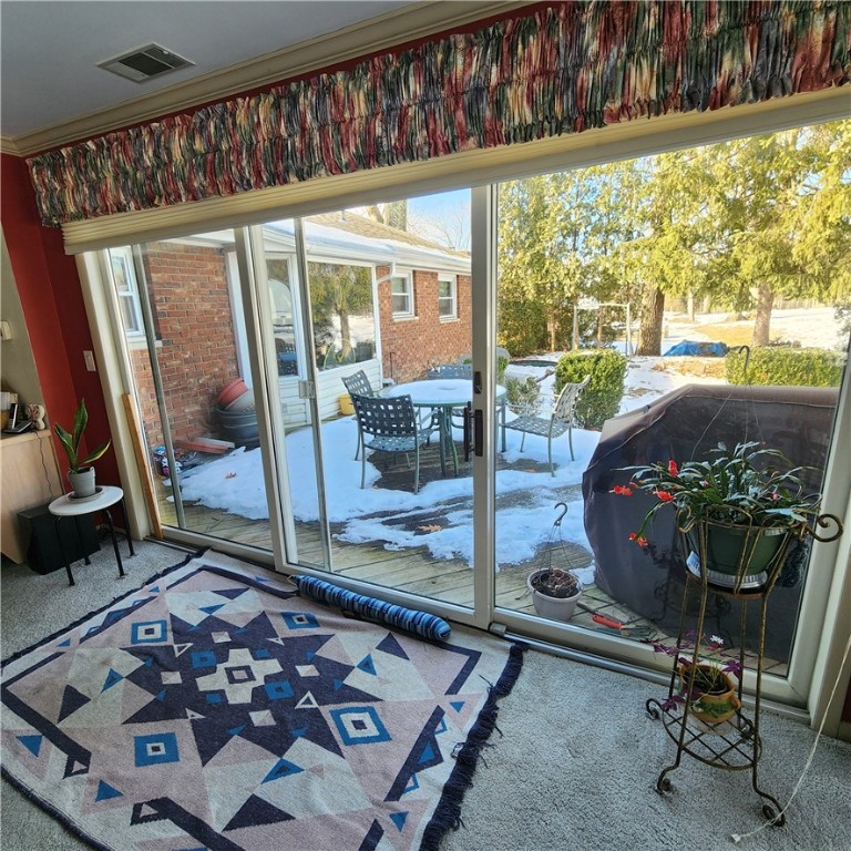 Neshannock Twp, Pennsylvania 16105, United States, 3 Bedrooms Bedrooms, ,2 BathroomsBathrooms,Residential,Contingent,12456