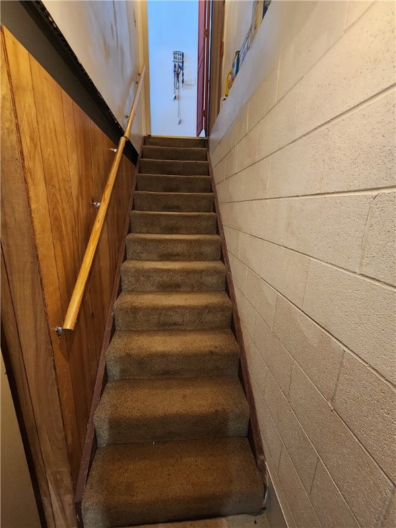 Neshannock Twp, Pennsylvania 16105, United States, 3 Bedrooms Bedrooms, ,2 BathroomsBathrooms,Residential,Contingent,12456