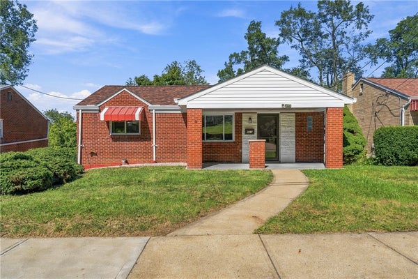 635 NORTHCREST DR, PITTSBURGH, PA 15226 - Image 98a970da592fccd83a823bcde22d8493/7182274