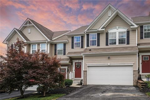 506 Isabella Ct Moon/Crescent Twp PA 15108