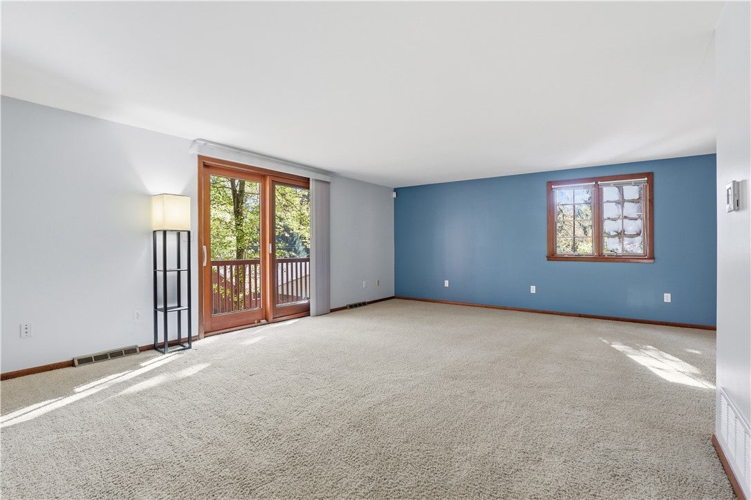 213 Bradford Road
