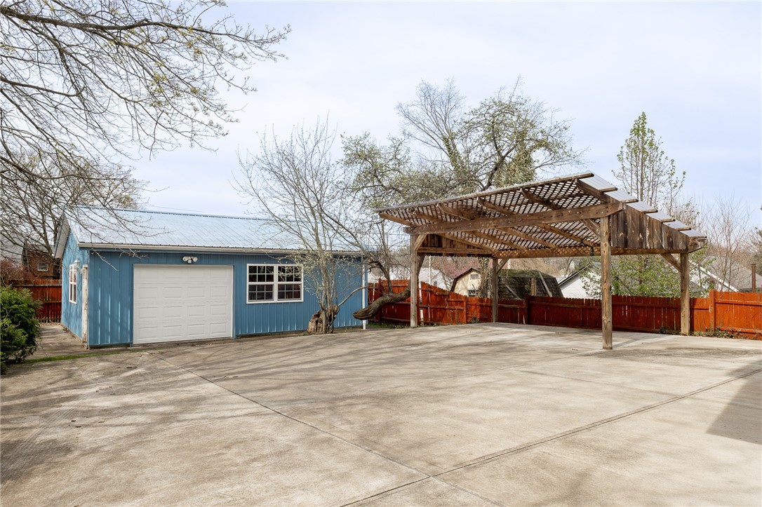 254 Maple Street