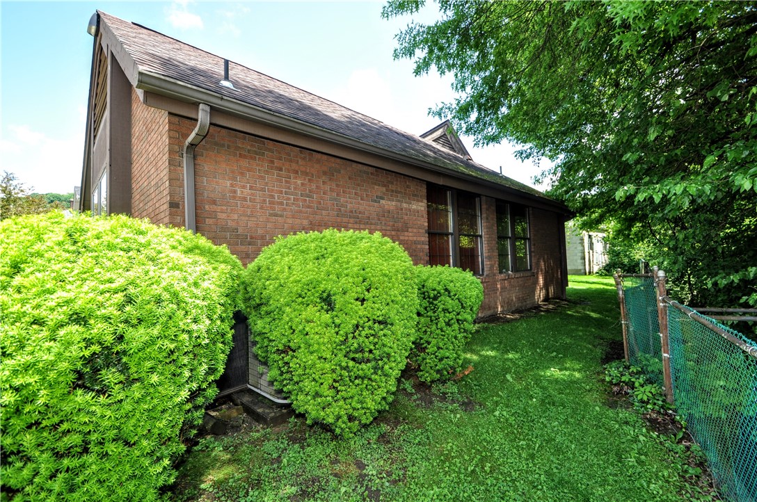 303 S 6th St. St, West Newton, Pennsylvania image 28