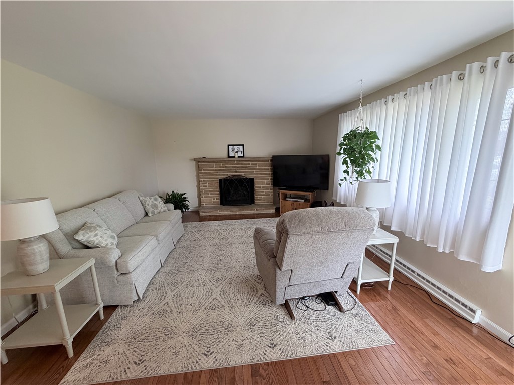 155 Westwood Mnr