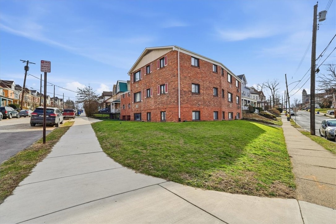 579 Dawson Avenue-12 Units