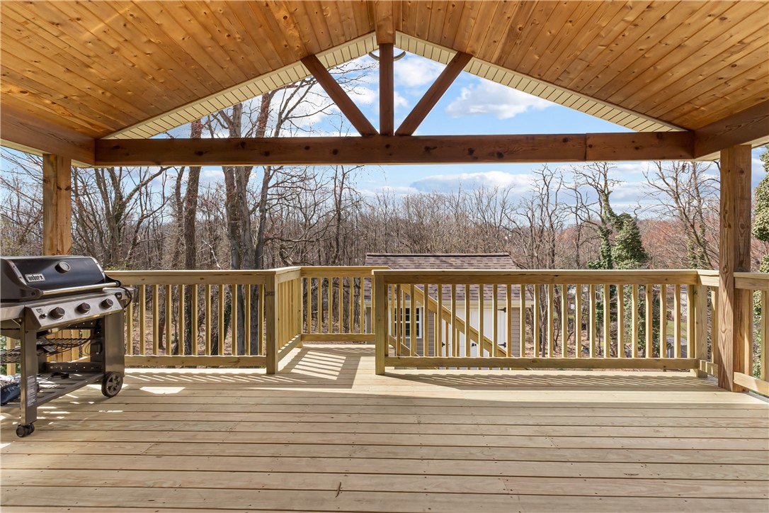 Shaler, Pennsylvania 15116, United States, 3 Bedrooms Bedrooms, ,3 BathroomsBathrooms,Residential,Active,97909