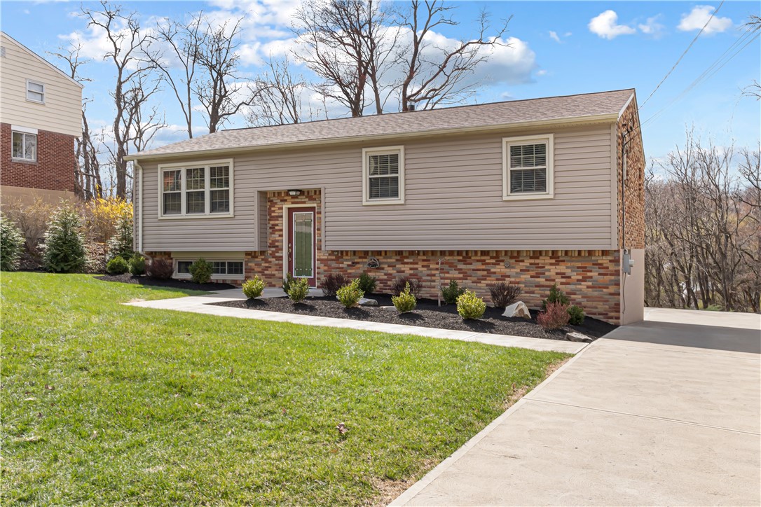 Shaler, Pennsylvania 15116, United States, 3 Bedrooms Bedrooms, ,3 BathroomsBathrooms,Residential,Active,97909