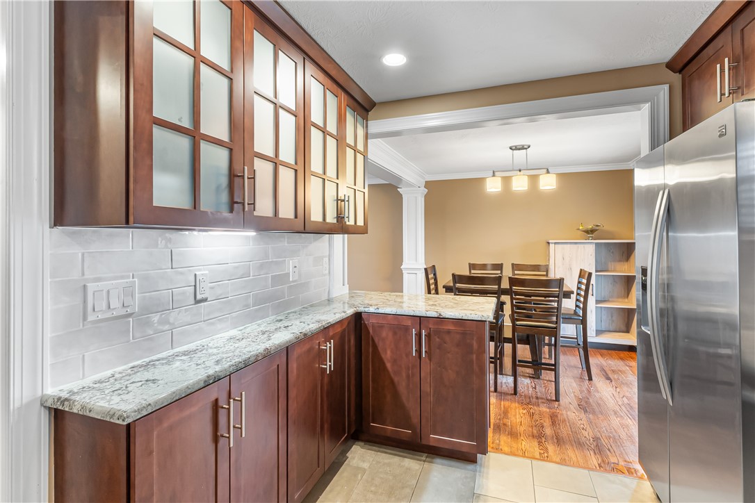 Shaler, Pennsylvania 15116, United States, 3 Bedrooms Bedrooms, ,3 BathroomsBathrooms,Residential,Active,97909