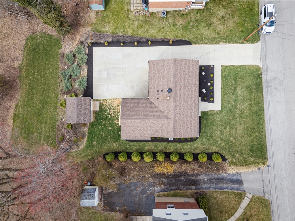 Shaler, Pennsylvania 15116, United States, 3 Bedrooms Bedrooms, ,3 BathroomsBathrooms,Residential,Active,97909