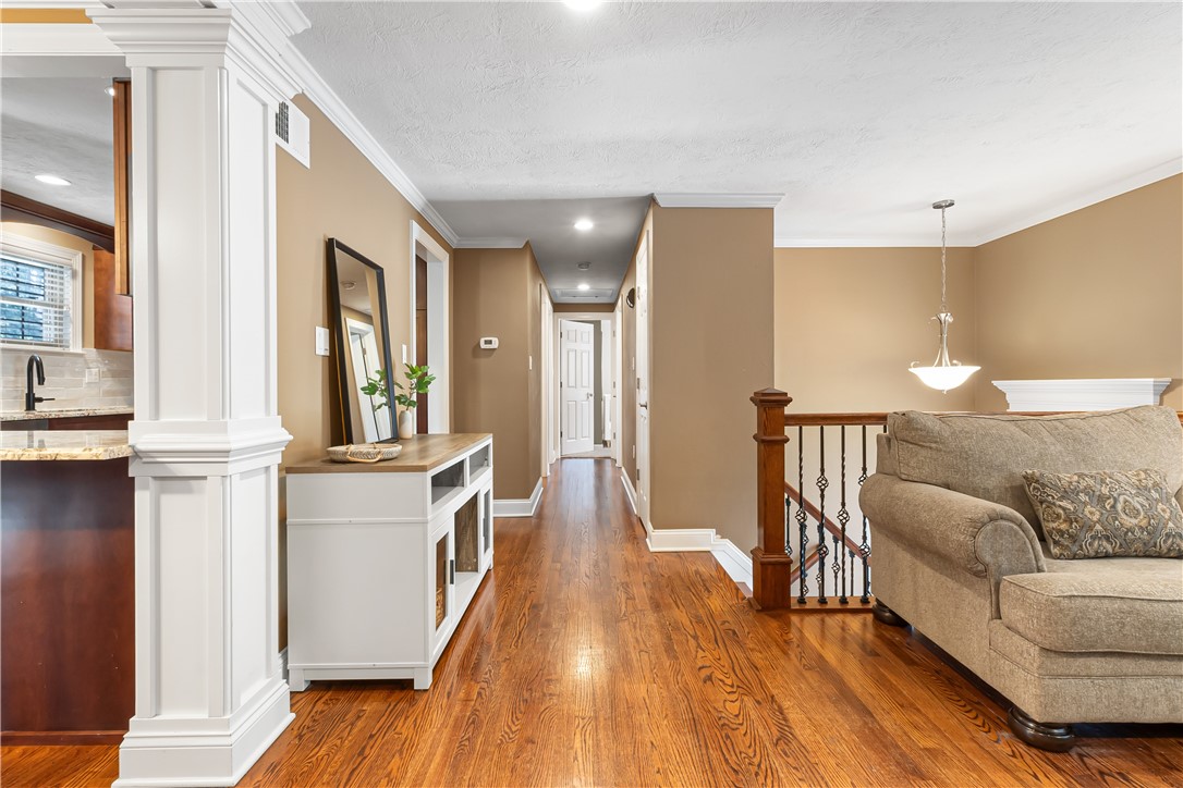 Shaler, Pennsylvania 15116, United States, 3 Bedrooms Bedrooms, ,3 BathroomsBathrooms,Residential,Active,97909