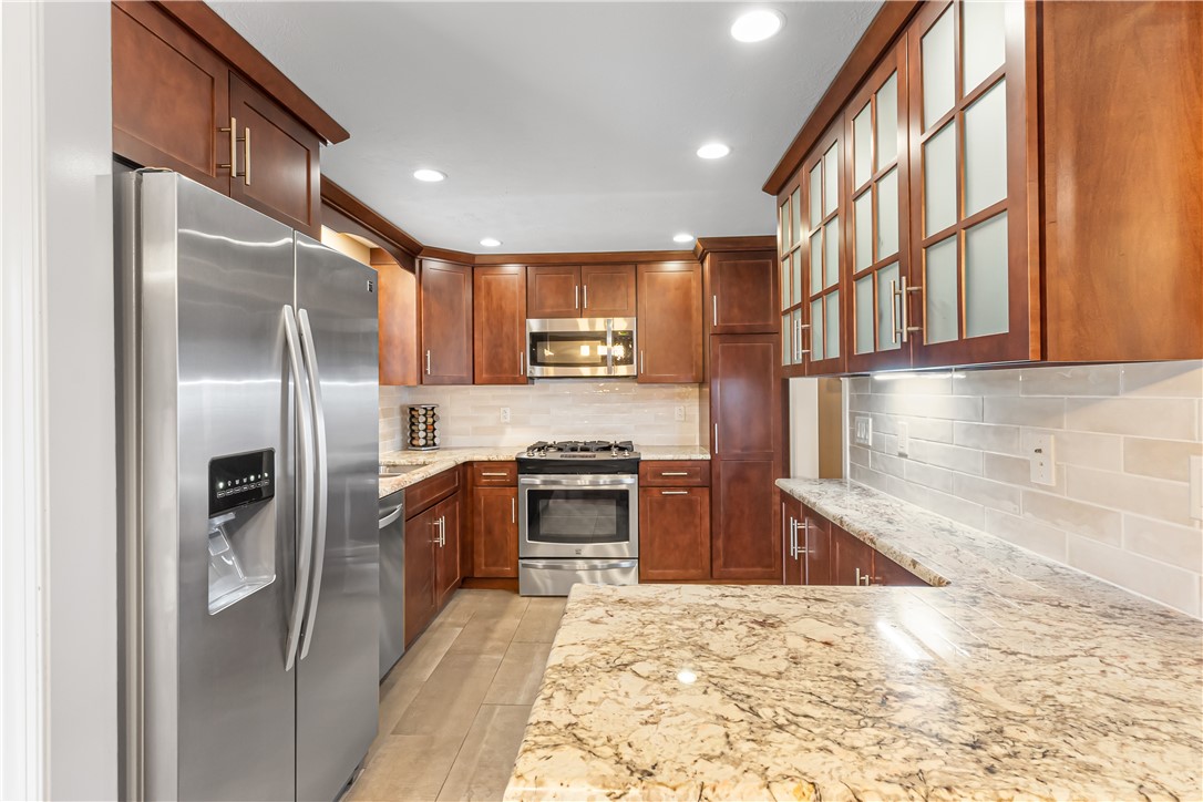 Shaler, Pennsylvania 15116, United States, 3 Bedrooms Bedrooms, ,3 BathroomsBathrooms,Residential,Active,97909