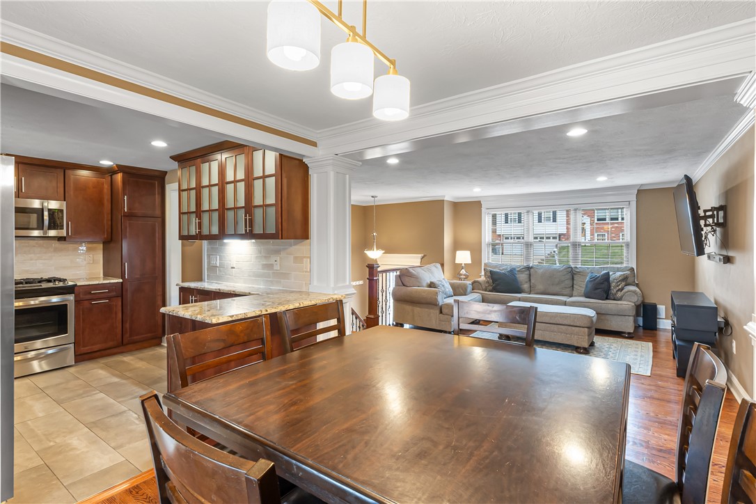 Shaler, Pennsylvania 15116, United States, 3 Bedrooms Bedrooms, ,3 BathroomsBathrooms,Residential,Active,97909