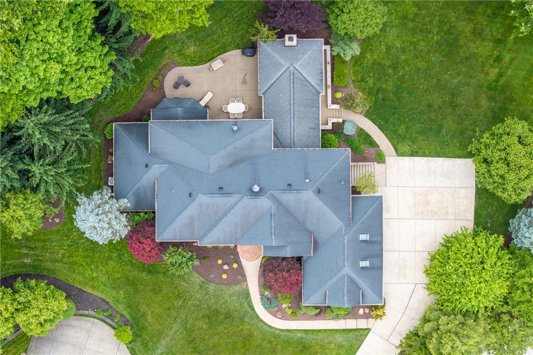 106 Briarwood Dr