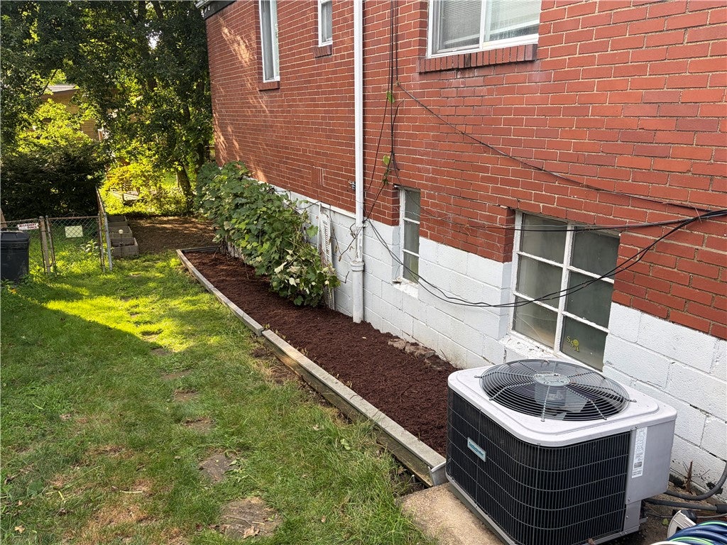 108 Lang Ct