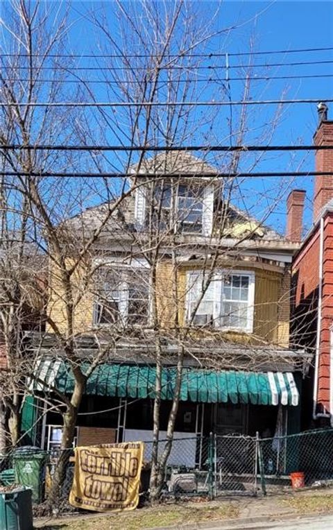 Photo of 1317 Center St, Pittsburgh, PA 15221 (MLS # 1751693)