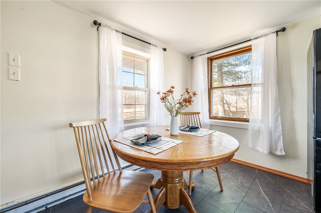 Shenango-Cra, Pennsylvania 16424, United States, 2 Bedrooms Bedrooms, ,1 BathroomBathrooms,Residential,Active,93086