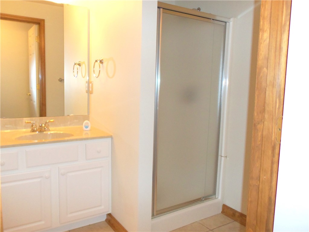 Chartiers, Pennsylvania 15301, United States, 3 Bedrooms Bedrooms, ,3 BathroomsBathrooms,Residential,Active,37111