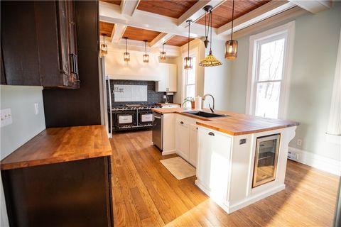 Photo of 11299 Wren Dr, Irwin, PA 15642 (MLS # 1746751)