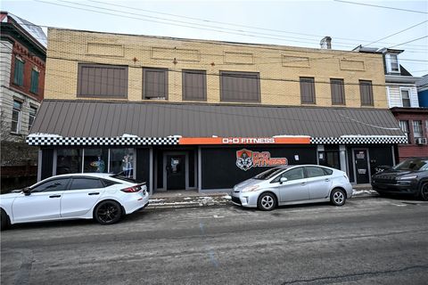 211 Fallowfield Ave Charleroi Boro PA 15022