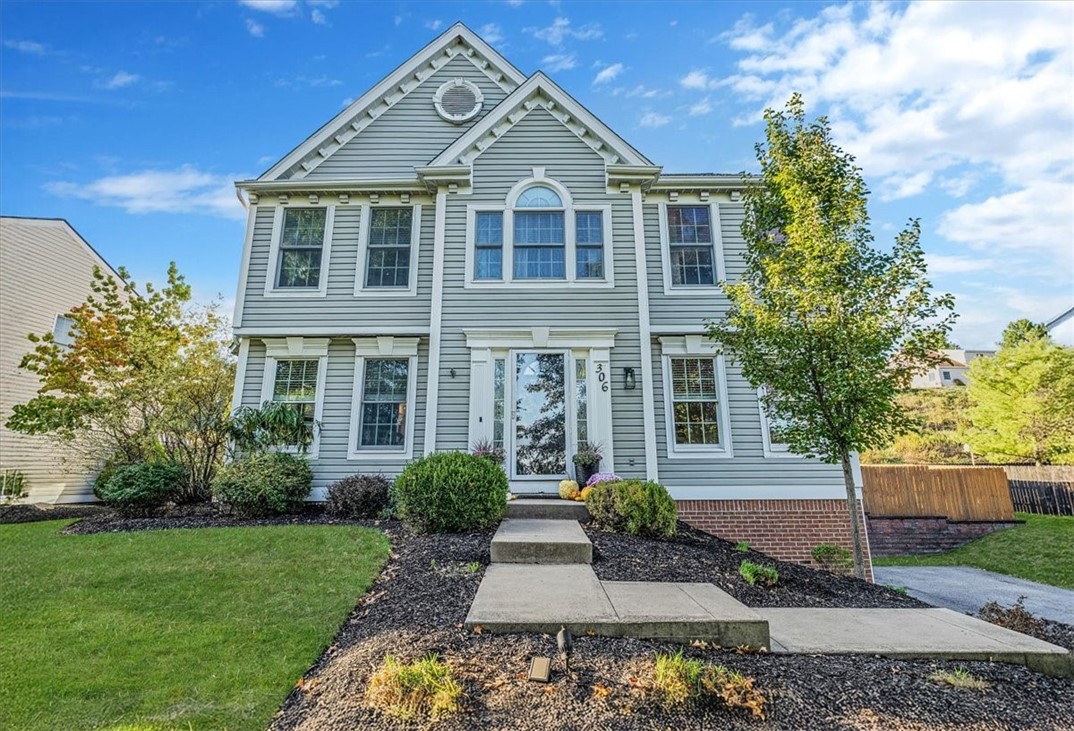 306 Oak Wood Cir