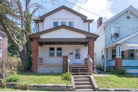 Photo of 88 Evans Ave, Pittsburgh, PA 15205 (MLS # 1737455)