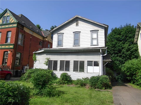 Homes For Sale - 1470 3rd Ave Ave<br/> New Brighton, PA 15066