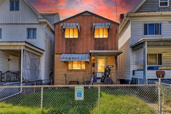 633 WOODWARD AVE, MC KEES ROCKS, PA 15136 - Image 995f2cf12688d6bf4ffd193e9b1c4a42/490360413