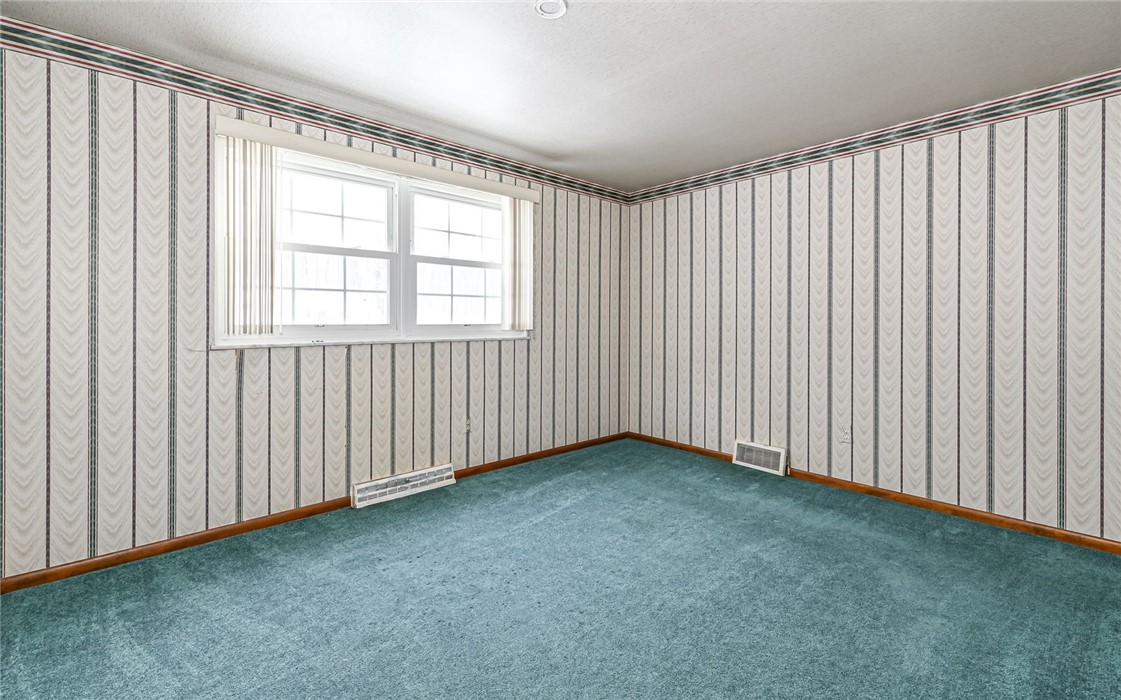 2791 Mcclintock Road Rd, White Oak, Pennsylvania image 22