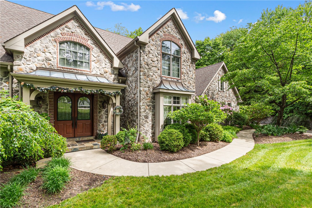 1607 Fieldstone Ln