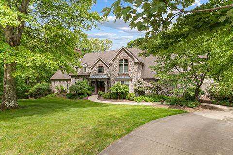 1607 Fieldstone Ln Franklin Park PA 15143