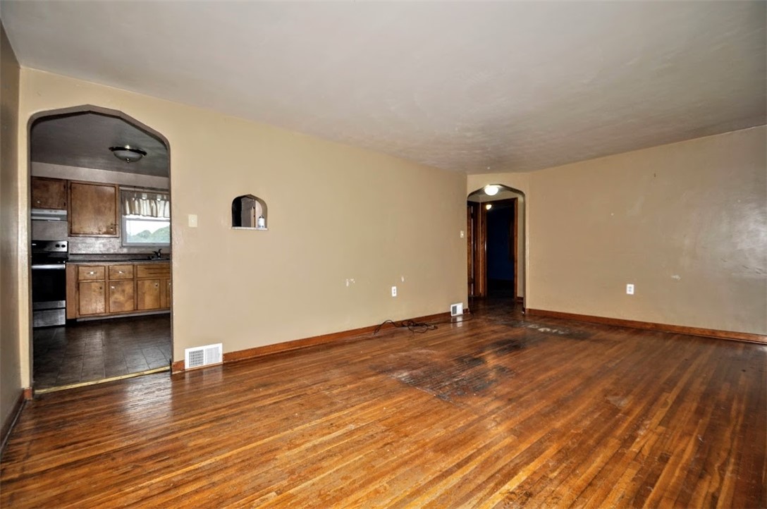 102 Johnston Rd Rd, Bentleyville, Pennsylvania image 11