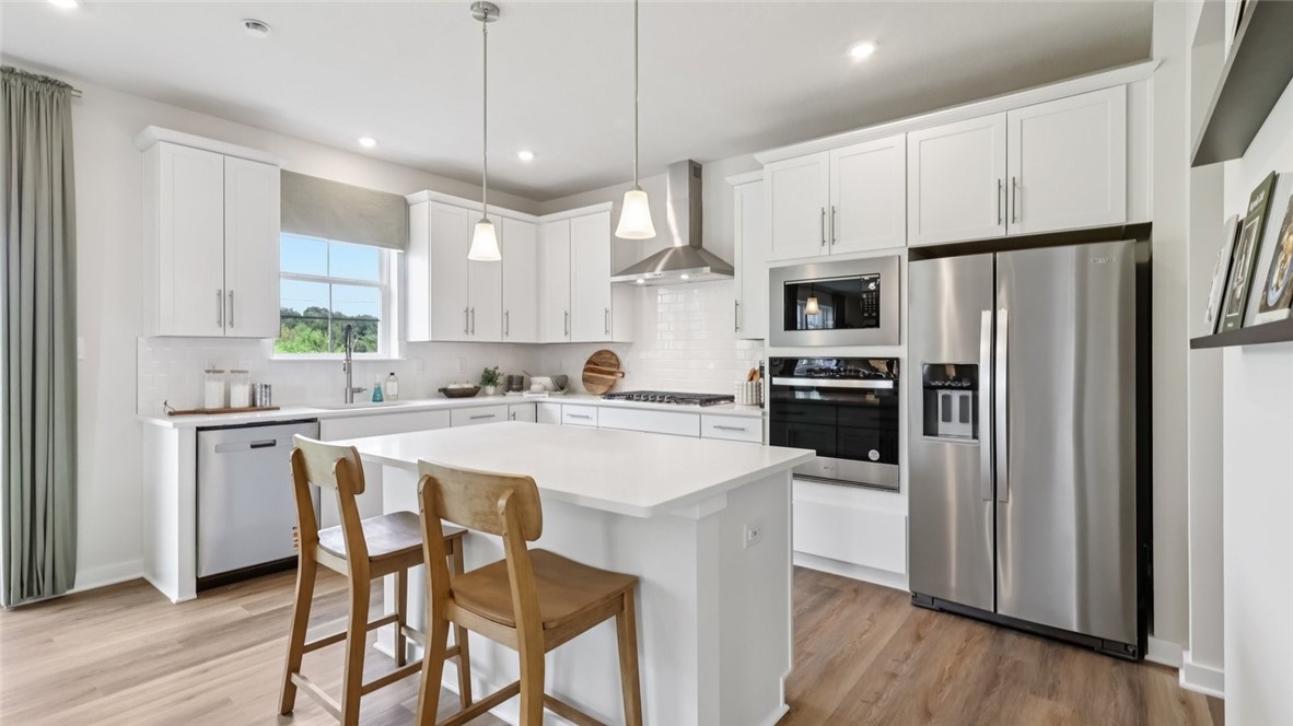 106 Victoria Dr.