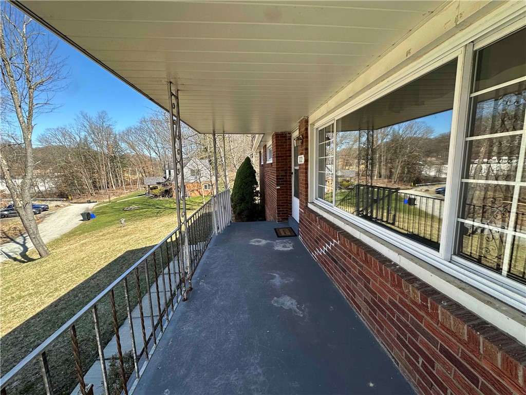 122 Fitzsimmons Ln, Monroeville, Pennsylvania image 4