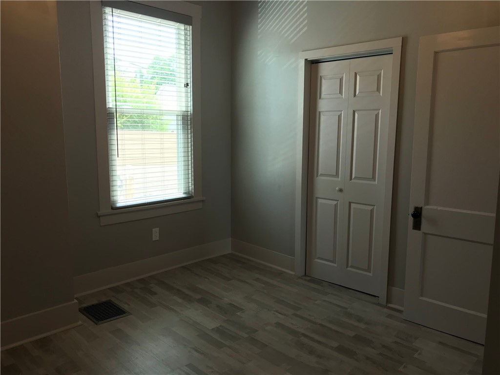 Coraopolis, Pennsylvania 15108, United States, ,Residential,Active,163792