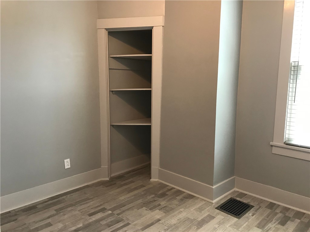 Coraopolis, Pennsylvania 15108, United States, ,Residential,Active,163792