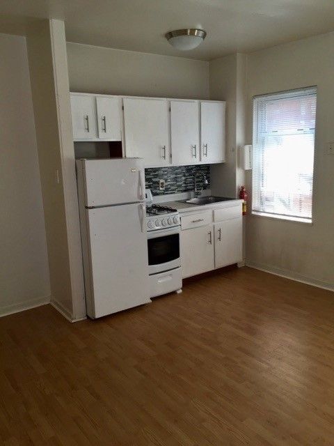 Photo of 640 Maryland Ave #2r, Pittsburgh, PA 15232 (MLS # 1733748)