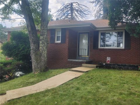 Homes For Sale - 4721 Tomer Dr Dr<br/> Murrysville, PA 15668