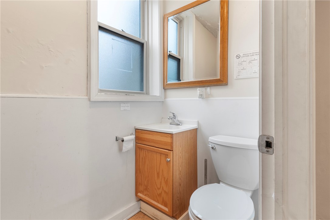 Beechview, Pennsylvania 15216, United States, ,3 BathroomsBathrooms,Residential,Active,84004