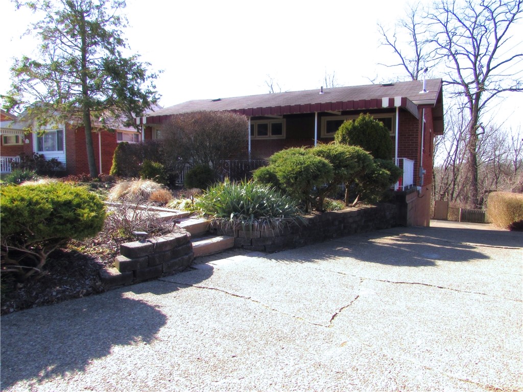 349 Princeton Dr. Dr, Penn Hills, Kentucky image 4