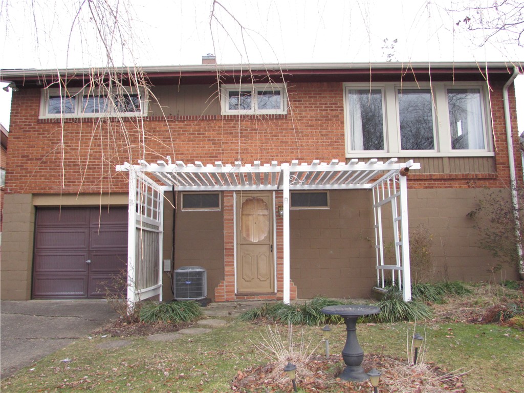 349 Princeton Dr. Dr, Penn Hills, Kentucky image 6