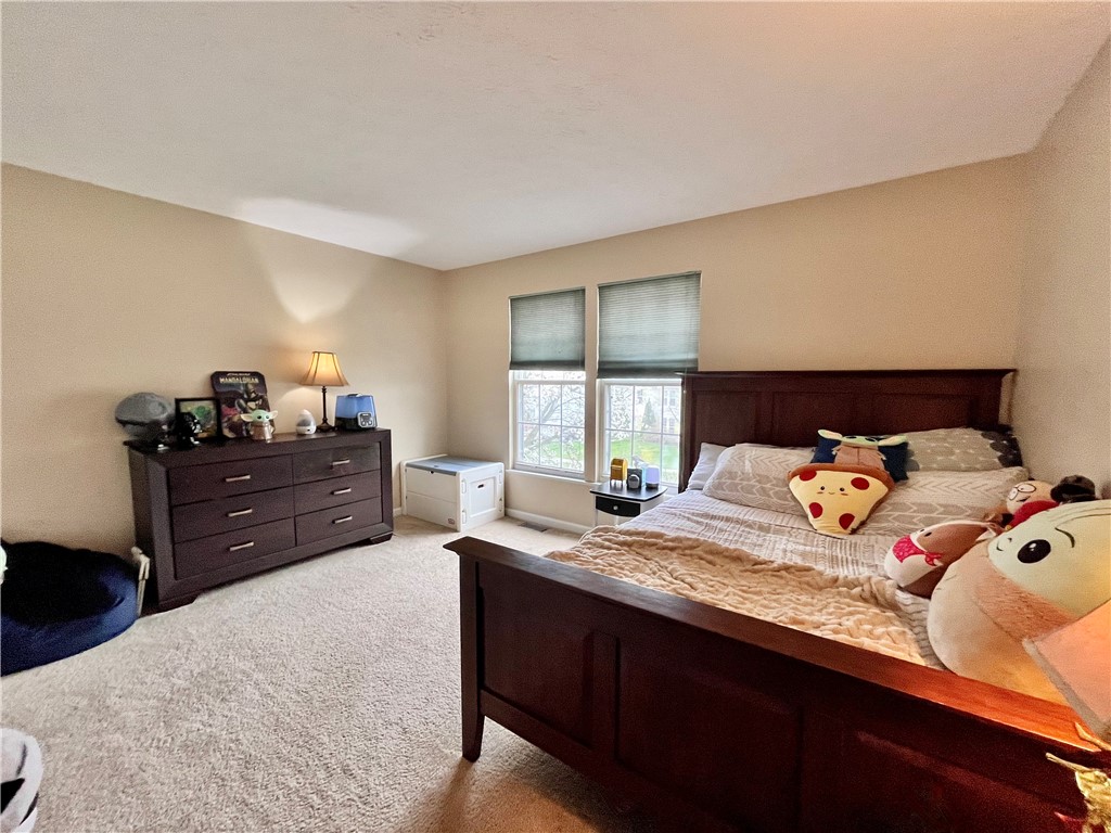 Moon/Crescent Twp, Pennsylvania 15108, United States, 3 Bedrooms Bedrooms, ,3 BathroomsBathrooms,Residential,Contingent,108643