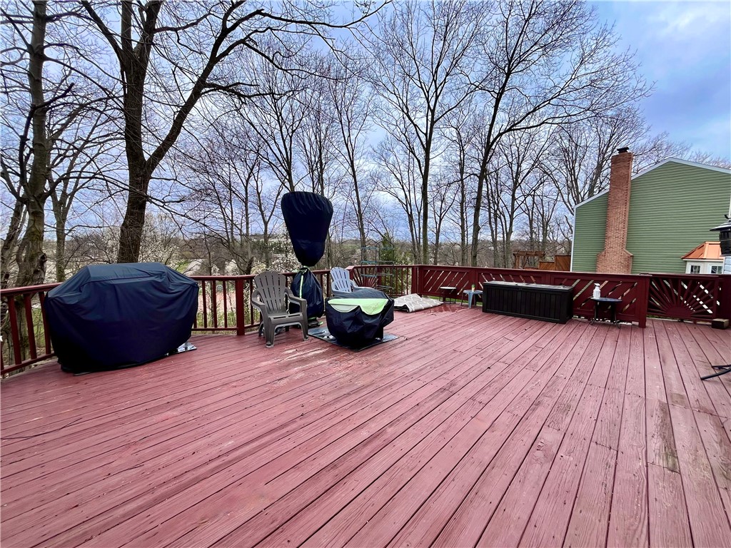 Moon/Crescent Twp, Pennsylvania 15108, United States, 3 Bedrooms Bedrooms, ,3 BathroomsBathrooms,Residential,Contingent,108643