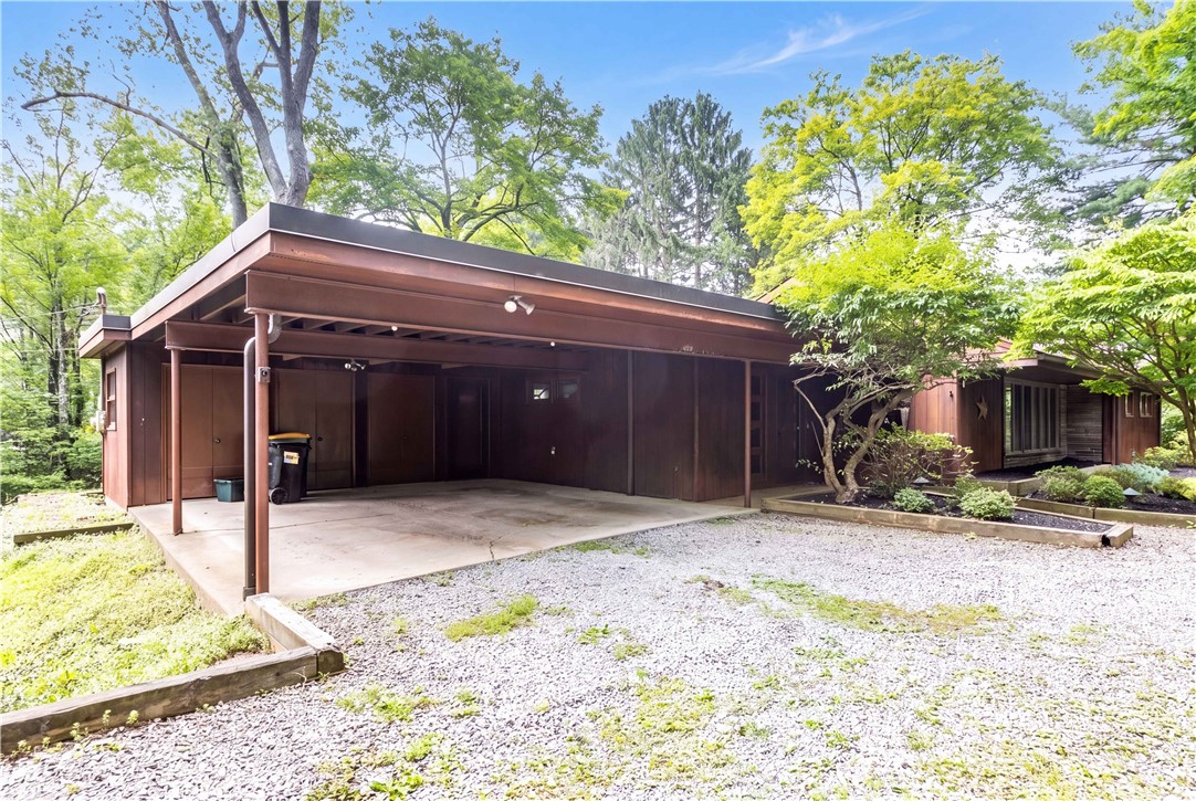 136 Bradford Rd