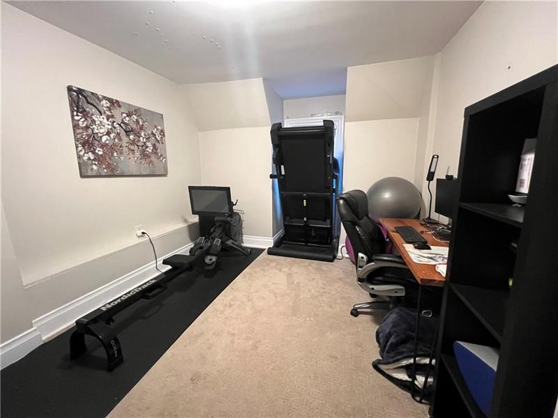 Shadyside, Pennsylvania 15206, United States, 3 Bedrooms Bedrooms, ,2 BathroomsBathrooms,Residential,Active,105647