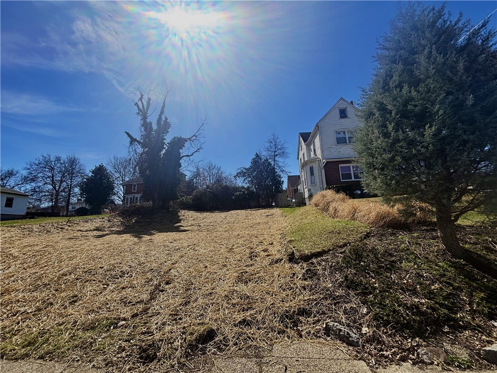904 6th Ave Ave, Coraopolis, Pennsylvania image 2