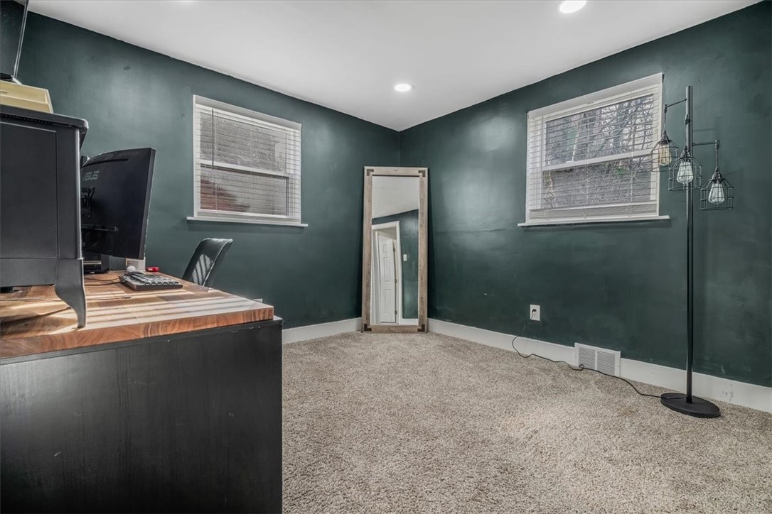3906 Meadowbrook Blvd, Brentwood, Pennsylvania image 21