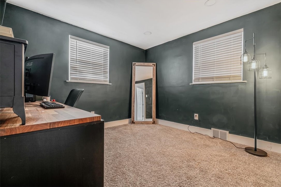 3906 Meadowbrook Blvd, Brentwood, Pennsylvania image 24