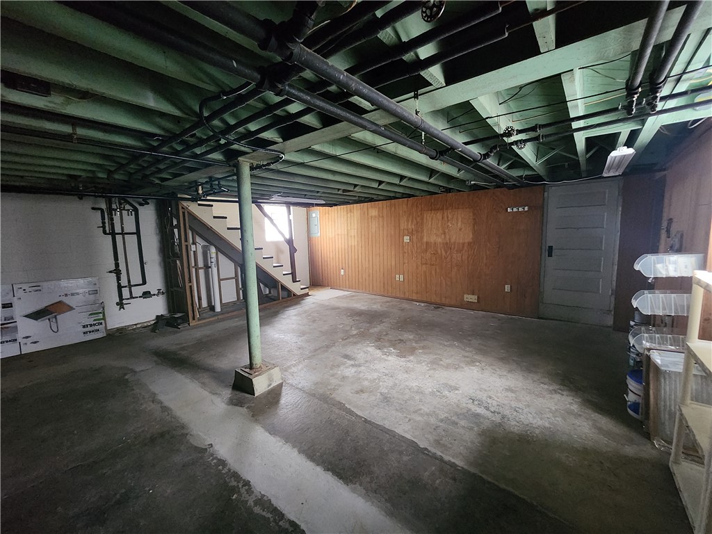 681 Tyrol Blvd, Monessen, Pennsylvania image 32